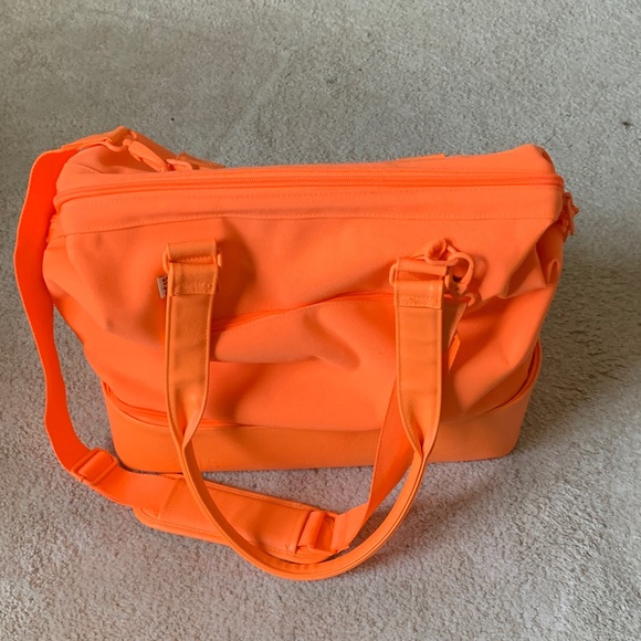 BEIS Mini Weekender Bag - Picture 2 of 8